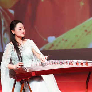 黄色人与动物之战
